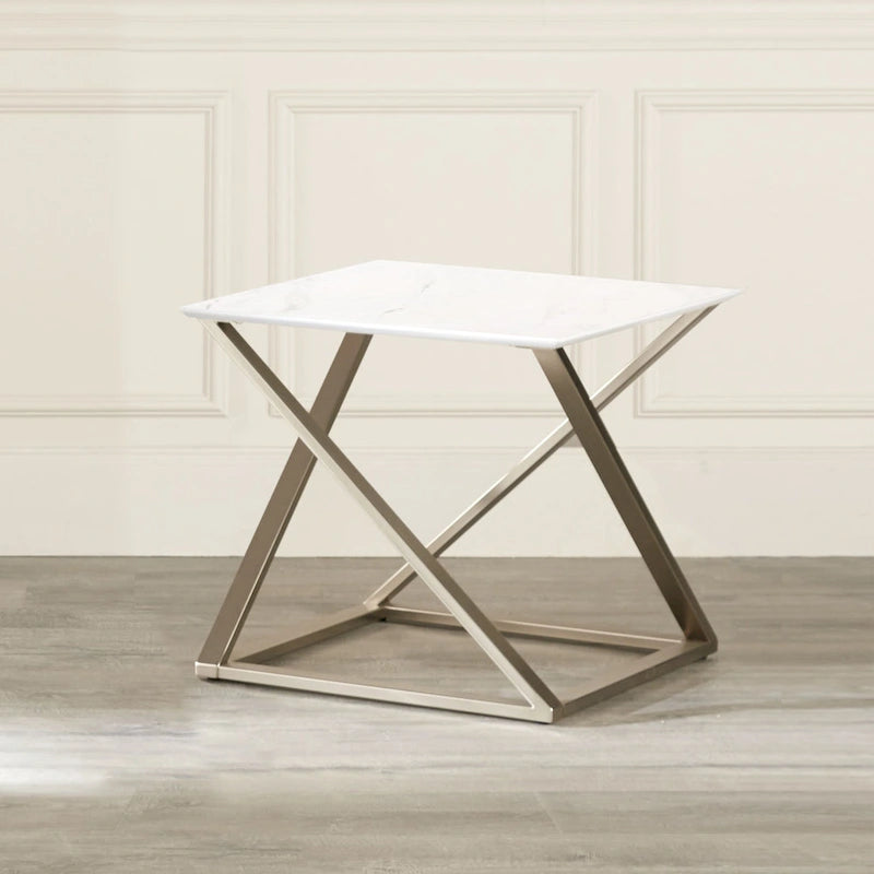 Set di tavolini occasionali da 3 pezzi in finto marmo color champagne satinato