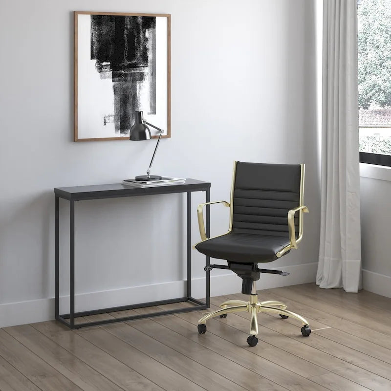 Sedia da ufficio bassa schienale nero e oro, sedile in corda elastica, monoposto