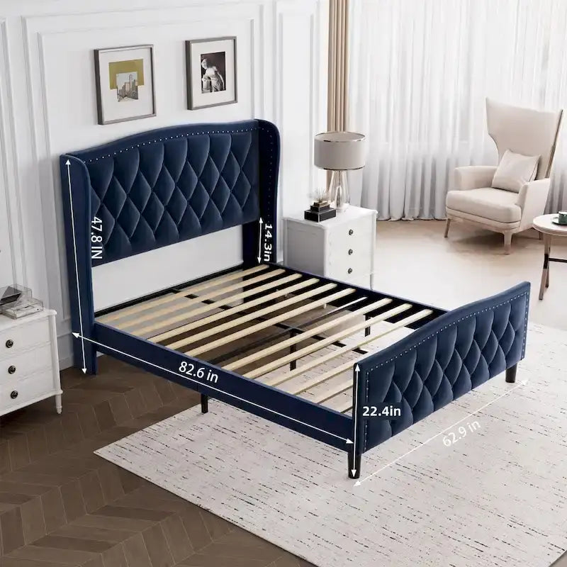 Letto imbottito a piattaforma con testiera ad ali, blu/bianco sporco – Per 2 (Queen)